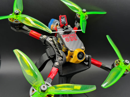 Kanata選手ビルドのMIROKUフレーム完成機 - 369DRONE